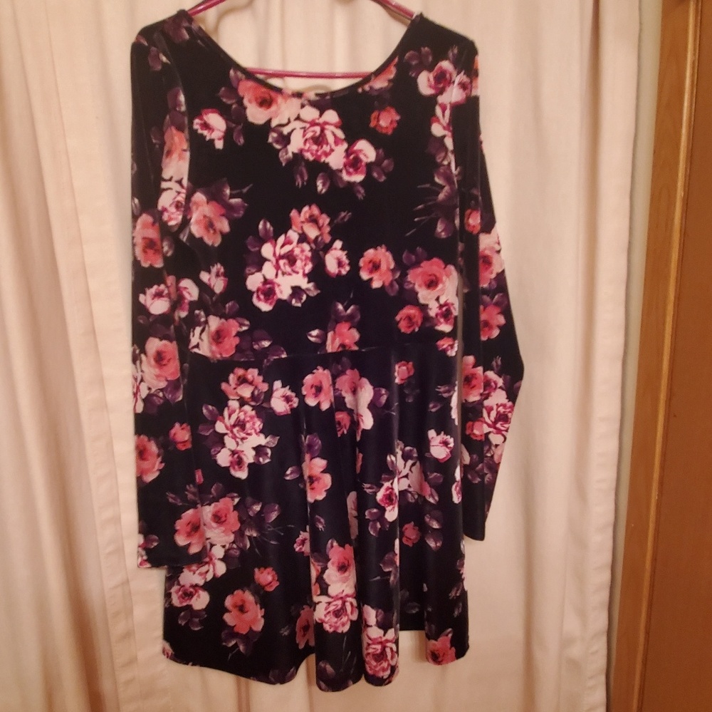 Girly black floral velvet dress